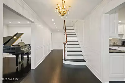 508 Round Hill Road, Greenwich, CT 06831 - Photo 4