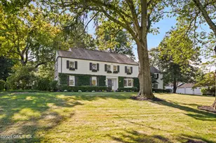 508 Round Hill Rd, Greenwich, CT 06831 - Photo 2