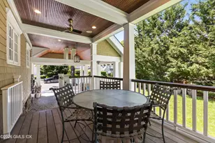 39 Edgewater Dr, Old Greenwich, CT 06870 - Photo 8