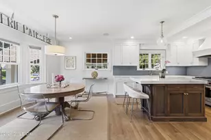 39 Edgewater Dr, Old Greenwich, CT 06870 - Photo 14