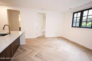 100 E Putnam Ave, Greenwich, CT 06807 - Photo 8