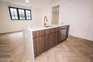 100 E Putnam Ave, Greenwich, CT 06807 - Photo 4