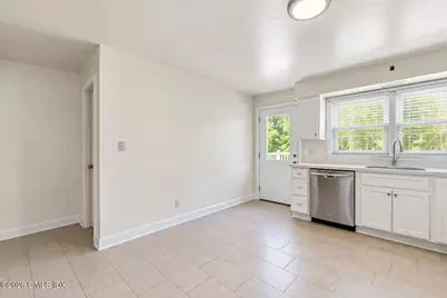 74 View Street Wes, Greenwich, CT 06830 - Photo 6