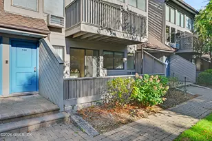 1465 E Putnam Ave, Old Greenwich, CT 06870 - Photo 30