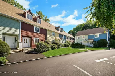 37 Sheephill Road #10, Greenwich, CT 06878 - Photo 2