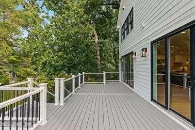 5 Hunter Street, Old Greenwich, CT 06870 - Photo 92