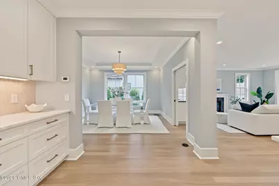 5 Hunter Street, Old Greenwich, CT 06870 - Photo 18