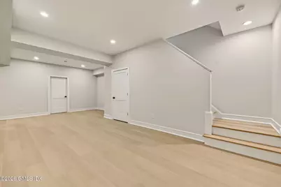 5 Hunter Street, Old Greenwich, CT 06870 - Photo 88