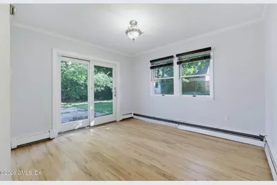 17 Arnold Street, Old Greenwich, CT 06870 - Photo 14