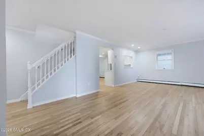 17 Arnold Street, Old Greenwich, CT 06870 - Photo 4