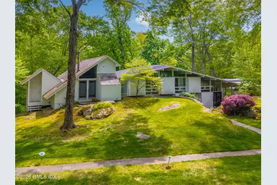 90 Taconic Road, Greenwich, CT 06831 - Photo 2