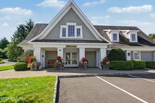 65 Castle Hill Dr, Stamford, CT 06902 - Photo 28
