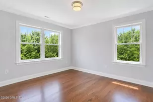 8 View St, Greenwich, CT 06830 - Photo 16