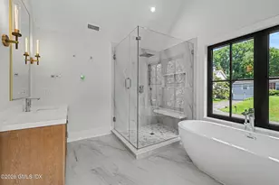 8 Somerset Ln, Greenwich, CT 06878 - Photo 20