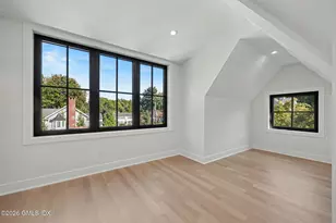 8 Somerset Ln, Greenwich, CT 06878 - Photo 24
