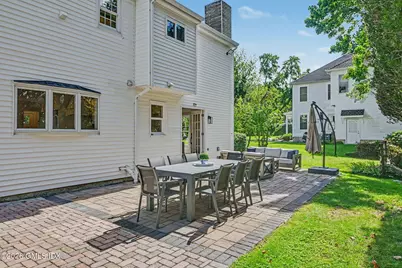 39 Sunshine Avenue, Greenwich, CT 06878 - Photo 18