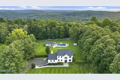 40 Great Ring Road, Newtown, CT 06482 - Photo 1