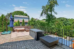 43 Harold St, Greenwich, CT 06807 - Photo 18