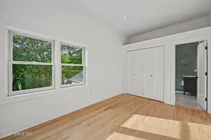 88 Indian Field Rd, Greenwich, CT 06830 - Photo 16