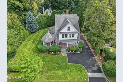 8 Highview Avenue, Old Greenwich, CT 06870 - Photo 2