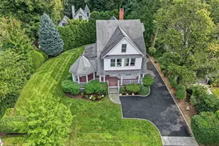 8 Highview Ave, Old Greenwich, CT 06870 - Photo 2