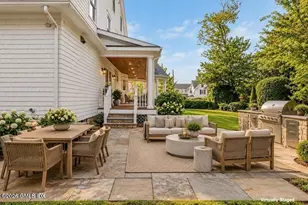 8 Highview Ave, Old Greenwich, CT 06870 - Photo 6