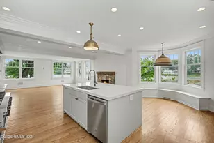 24 Hendrie Dr Ext, Old Greenwich, CT 06870 - Photo 12