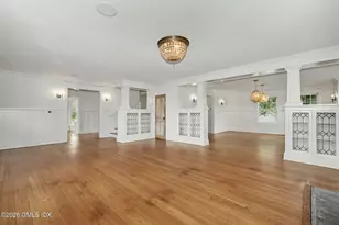 24 Hendrie Dr Ext, Old Greenwich, CT 06870 - Photo 10