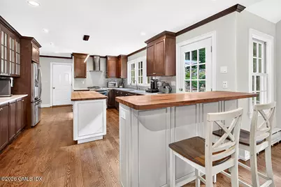 50 Londonderry Drive, Greenwich, CT 06830 - Photo 16