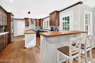 50 Londonderry Dr, Greenwich, CT 06830 - Photo 16