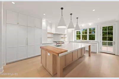 107 Maple Avenue, Greenwich, CT 06830 - Photo 10