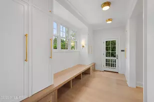 107 Maple Ave, Greenwich, CT 06830 - Photo 12