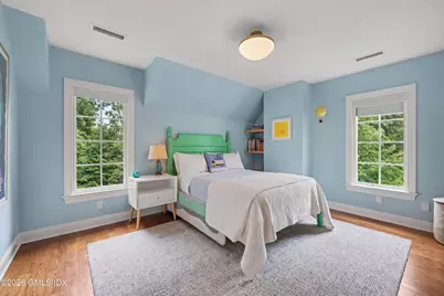 271 Overlook Drive, Greenwich, CT 06830 - Photo 22