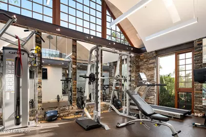 500 Round Hill Road, Greenwich, CT 06831 - Photo 16
