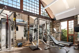 500 Round Hill Rd, Greenwich, CT 06831 - Photo 16