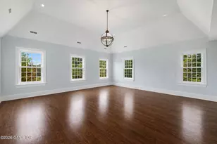 14 Meadow Ln, Greenwich, CT 06831 - Photo 22