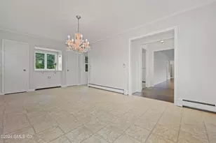 12 Rockland Pl, Greenwich, CT 06831 - Photo 8