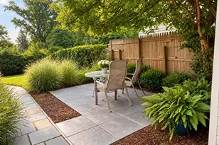 16 Peters Rd, Greenwich, CT 06878 - Photo 8