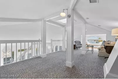 633 Steamboat Road #APT 4, Greenwich, CT 06830 - Photo 10