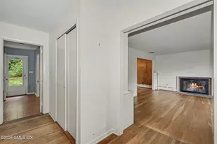 15 Lakeview Dr, Greenwich, CT 06878 - Photo 8