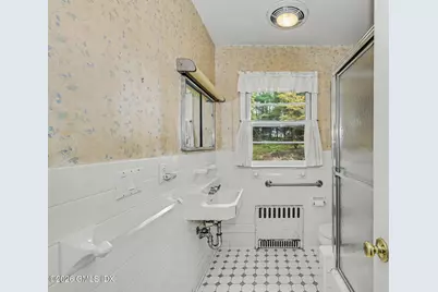 15 Lakeview Drive, Greenwich, CT 06878 - Photo 12