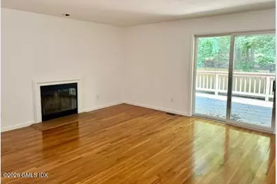 32 Decatur Street #2, Greenwich, CT 06807 - Photo 8