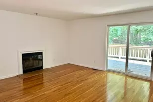 32 Decatur St, Greenwich, CT 06807 - Photo 8
