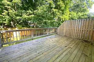 32 Decatur St, Greenwich, CT 06807 - Photo 10