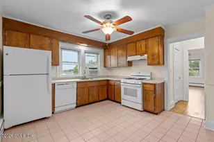 73 Cos Cob Ave, Greenwich, CT 06807 - Photo 10