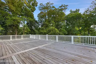 15 Zaccheus Mead Ln, Greenwich, CT 06831 - Photo 38