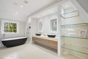 15 Zaccheus Mead Ln, Greenwich, CT 06831 - Photo 28