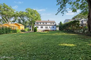 67 Benjamin St, Old Greenwich, CT 06870 - Photo 16