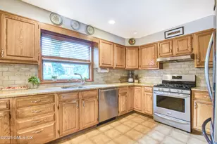 167 Henry St, Greenwich, CT 06830 - Photo 12