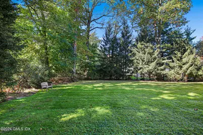 49 Grosset Road, Greenwich, CT 06878 - Photo 38